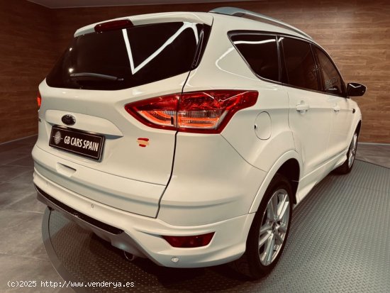 Ford Kuga FORD KUGA Titanium  s 2.0 TDCi 4X4 titNIUM 180 cv - Elche