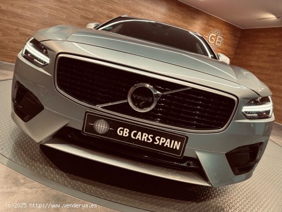 Volvo V90 VOLVO V90 2.0 D5 AWD RDesign Auto 5p - Elche