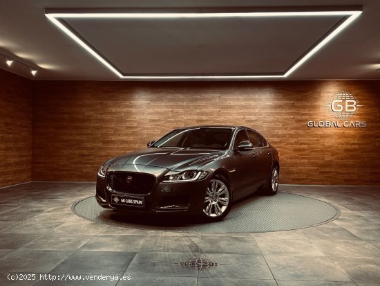  Jaguar XF JAGUAR XF 2.0D 132kW 180CV Portfolio 4p. - Elche 