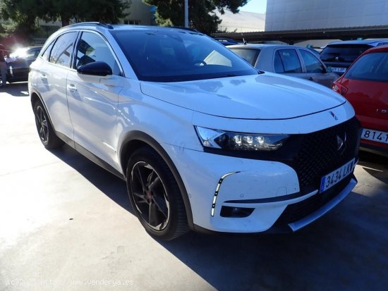 DS Automobiles DS 7 Crossback PERFORMANCE LINE BLUE HDI 180 CV EAT8 - Ponteareas