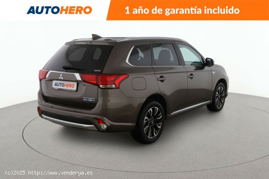 Mitsubishi Outlander 2.0 PHEV Kaiteki 4WD - 