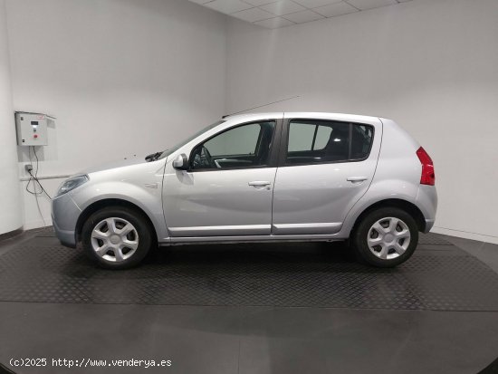 Dacia Sandero  1.2 Laureate Laureate - Barcelona