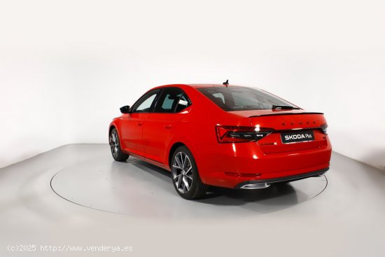 Skoda Superb 1.4 TSI PHEV DSG SPORTLINE 5P - 