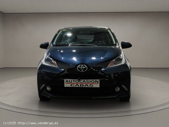 Toyota Aygo 1.0 70 x-play business - Gelves