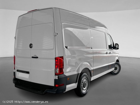 Volkswagen Crafter  35 Furgón Ch.Med 2.0 TDI 103 kW (140 CV) - 