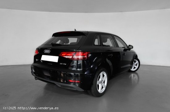 Audi A3  SB 30 TDI 85kW (116CV) - 