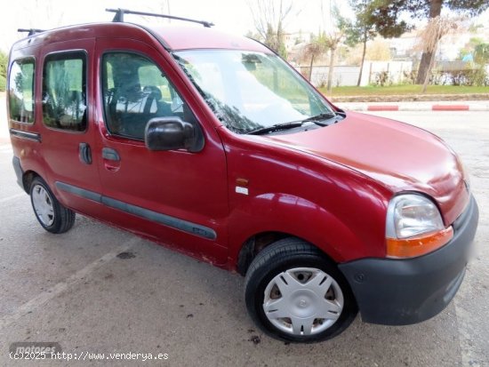 Renault Kangoo 1.9 D KLIMA A/C-C/E/E-D/A-CD de 1998 con 390.000 Km por 1.300 EUR. en Granada