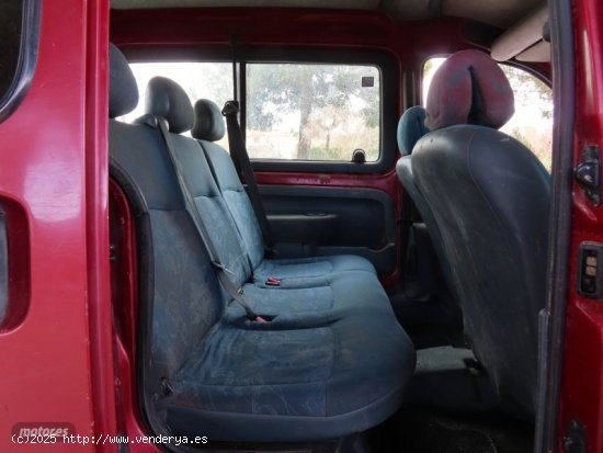 Renault Kangoo 1.9 D KLIMA A/C-C/E/E-D/A-CD de 1998 con 390.000 Km por 1.300 EUR. en Granada