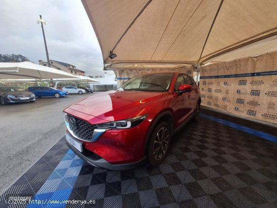 Mazda CX-5 CX5 2.0 ZENITH 5P de 2022 con 69.364 Km por 28.300 EUR. en Pontevedra