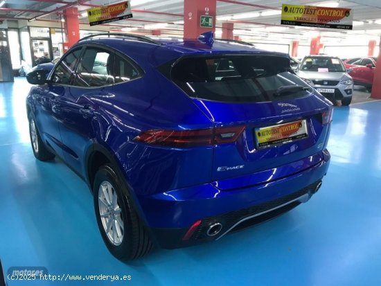 Jaguar E-Pace D150 AWD AUTO de 2018 con 90.000 Km por 20.975 EUR. en Barcelona