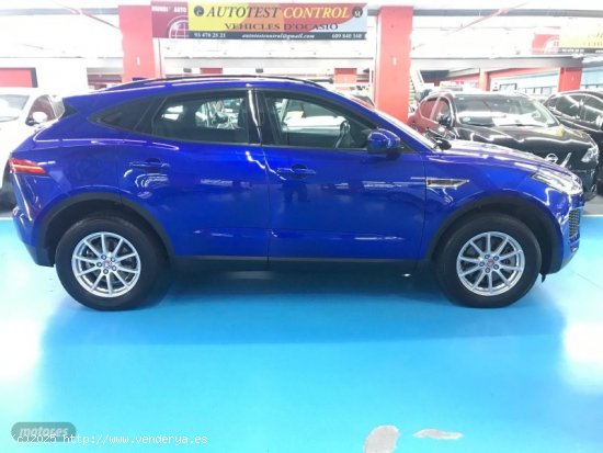 Jaguar E-Pace D150 AWD AUTO de 2018 con 90.000 Km por 20.975 EUR. en Barcelona