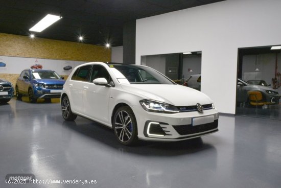 Volkswagen Golf GTE 1.4 TSI e-Power 150 kW (204 CV) DSG de 2020 con 76.000 Km por 23.500 EUR. en Mad