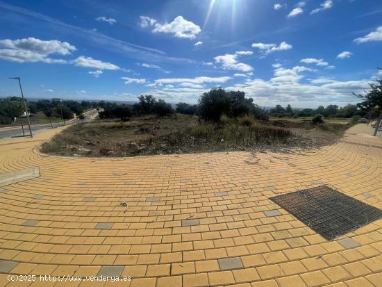 Parcela en el Brillante (con licencia y proyecto), Córdoba capital. - CORDOBA