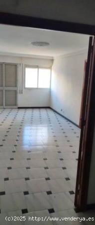 PISO EN VENTA EN ALMENDRALEJO - BADAJOZ