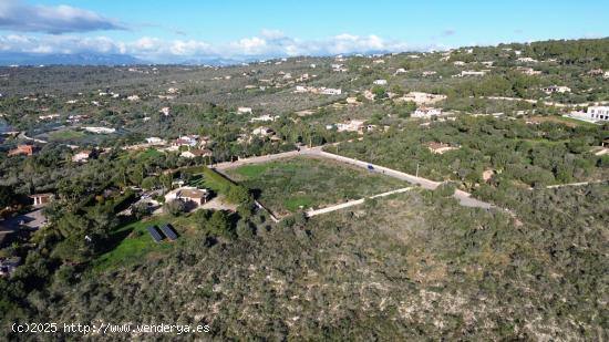 Solar con vistas al mar de 7.000 m2 en Puntiró - BALEARES