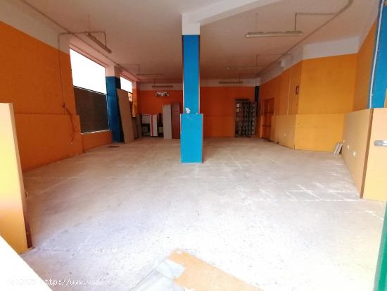 Local Comercial en Alquiler, Junto a La Cruz - Canovas - CACERES