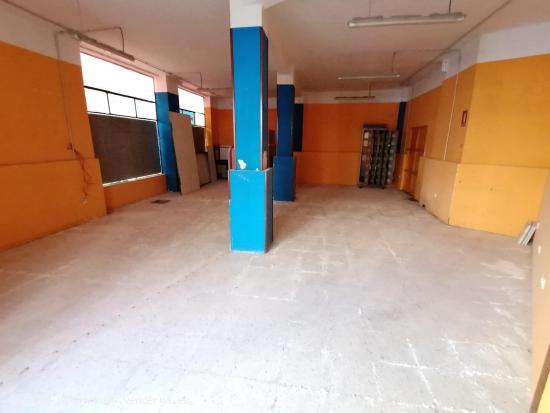 Local Comercial en Alquiler, Junto a La Cruz - Canovas - CACERES