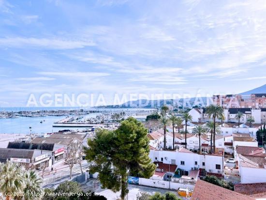 EXCLUSIVO ATICO DUPLEX PUERTO DENIA VISTAS AL MAR - ALICANTE