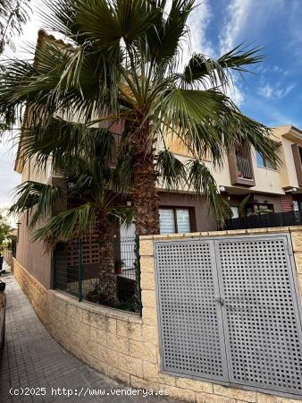 COQUETA VIVIENDA EN ALENDA GOLF - ALICANTE