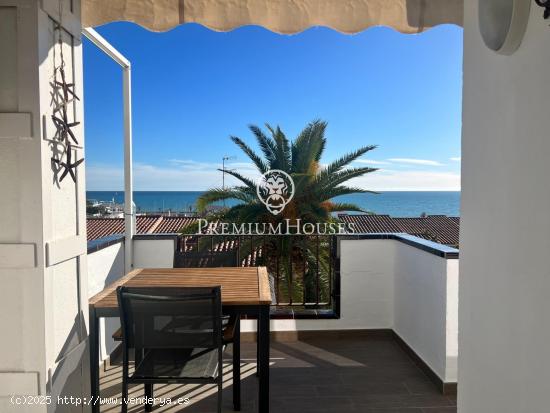  Piso con terraza y vistas al mar en alquiler temporal en Aiguadolç, Sitges - BARCELONA 