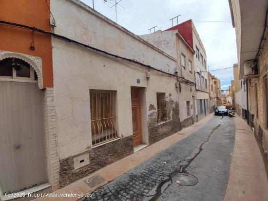 CASA ZONA CENTRO - ALICANTE