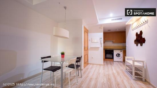 Moderno apartamento de 2 dormitorios en alquiler en Ciutat Vella - VALENCIA