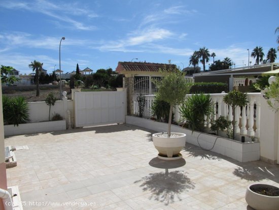 Casa en venta en Torrevieja (Alicante)