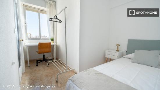 Habitación en piso compartido en valència - VALENCIA