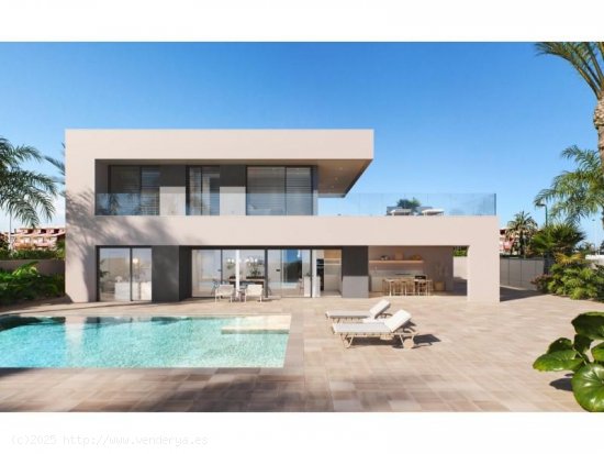 Villa en venta en Pilar de la Horadada (Alicante)