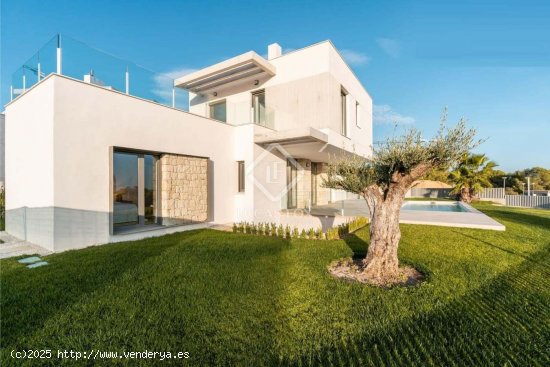 Casa en venta a estrenar en Finestrat (Alicante)