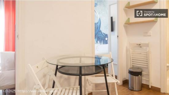 Apartamento de 2 dormitorios en alquiler en Gran Vía, Madrid - MADRID