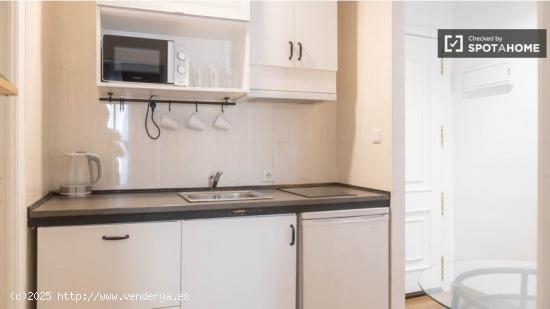 Apartamento de 2 dormitorios en alquiler en Gran Vía, Madrid - MADRID