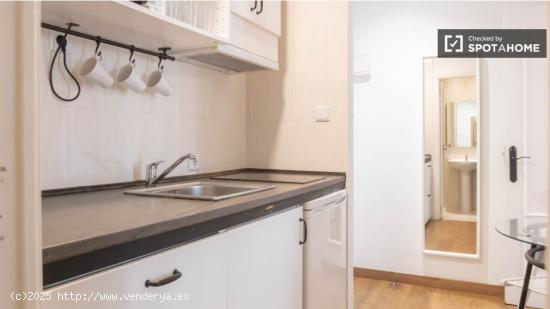 Apartamento de 2 dormitorios en alquiler en Gran Vía, Madrid - MADRID