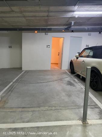 Plaza de parking con trastero - ALICANTE