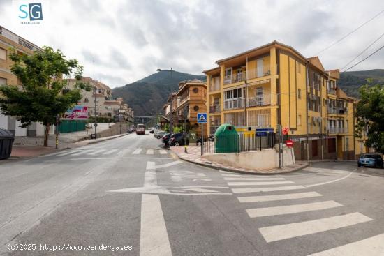  Local acondicionado como academia en Cenes de la Vega - GRANADA 