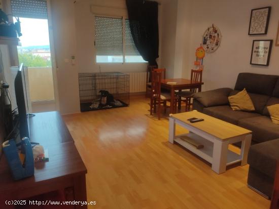 VIVIENDA  DE 3 DORMITORIOS CON PLAZA DE GARAJE - ALBACETE