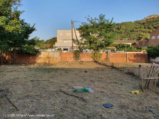 TERRENO EN MONTCADA - BARCELONA