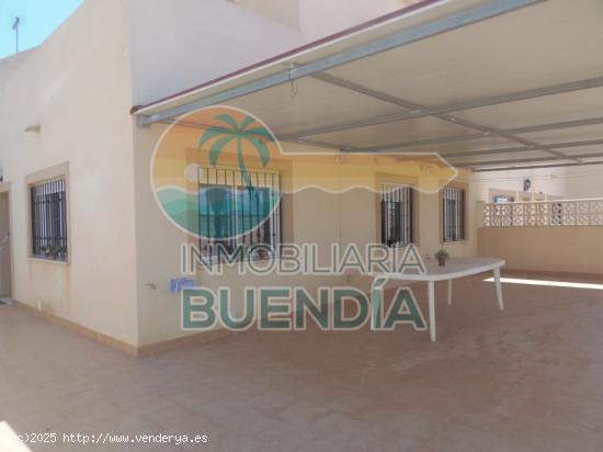 PRECIOSO DUPLEX CON AMPLIA PARCELA A TAN SOLO 400 METROS DE LA PLAYA - MURCIA