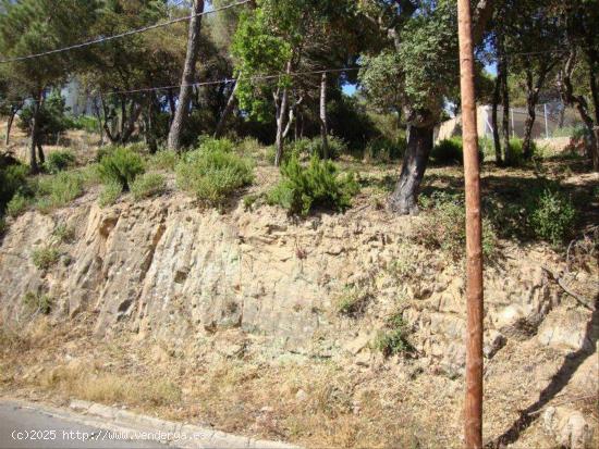 TERRENO EN URBANIZACIÓN - BARCELONA