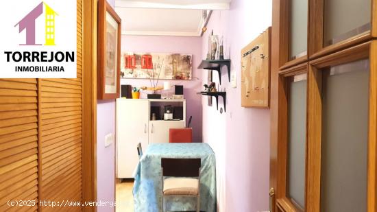 CENTRICO APARTAMENTO  DE UN DORMITORIO CON PLAZA DE GARAJE - MADRID