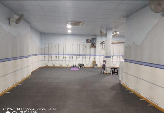  LOCAL DE 100 M2 EN PETRER IDEAL PARA GIMNASIO - ALICANTE 