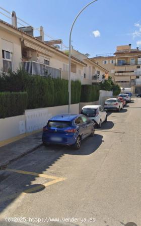 Plaza de Aparcamiento en la zona de La Vileta - BALEARES