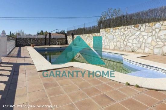 SE VENDE PRECIOSO CHALET EN SIERRA DE FUENTES - CACERES