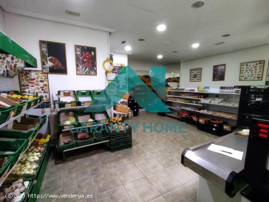 Se VENDE O ALQUILA local comercial en zona CRUZ DE LOS CAIDOS - CACERES