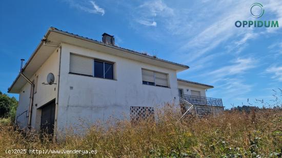 ESPECTACULAR VIVIENDA CON VISTAS A LA RÍA DE ARES - A CORUÑA