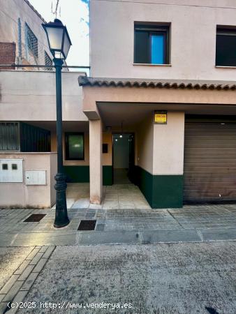 Chalet pareado en venta en calle de Dulcinea - MADRID