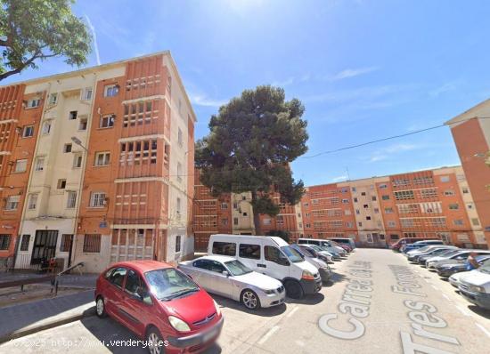  Se vende piso OKUPA en Valencia (Valencia) - VALENCIA 