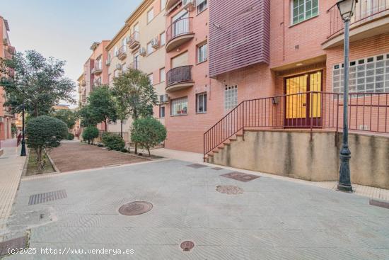 VENTA DE PISO EN ATARFE 3 DORMITORIOS, 2 BAÑOS GARAJE Y TRASTERO - GRANADA