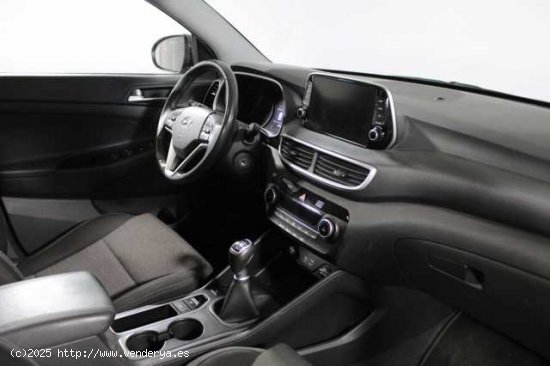 Hyundai Tucson Diesel ( Tucson 1.6CRDI 48V SLE 4x2 )  - Barcelona