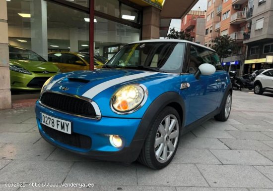  MINI Cooper S 1.8 - Cornellà 